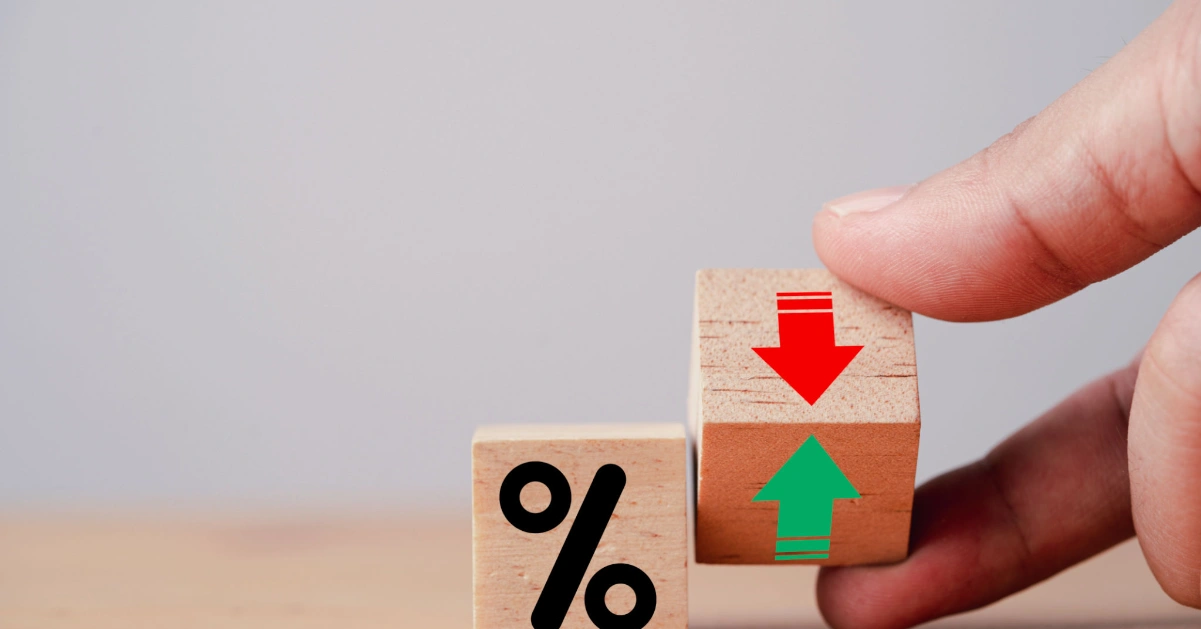 Global Economic Body Forecasts Major Drop in Interest Rates Over the Next Year