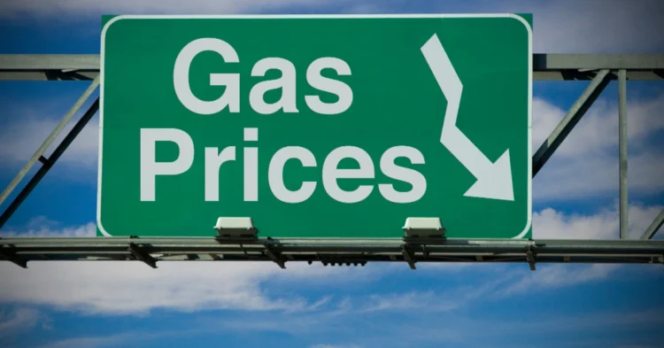 Gas prices drop as consumer carbon price ends, but full impact yet to be felt